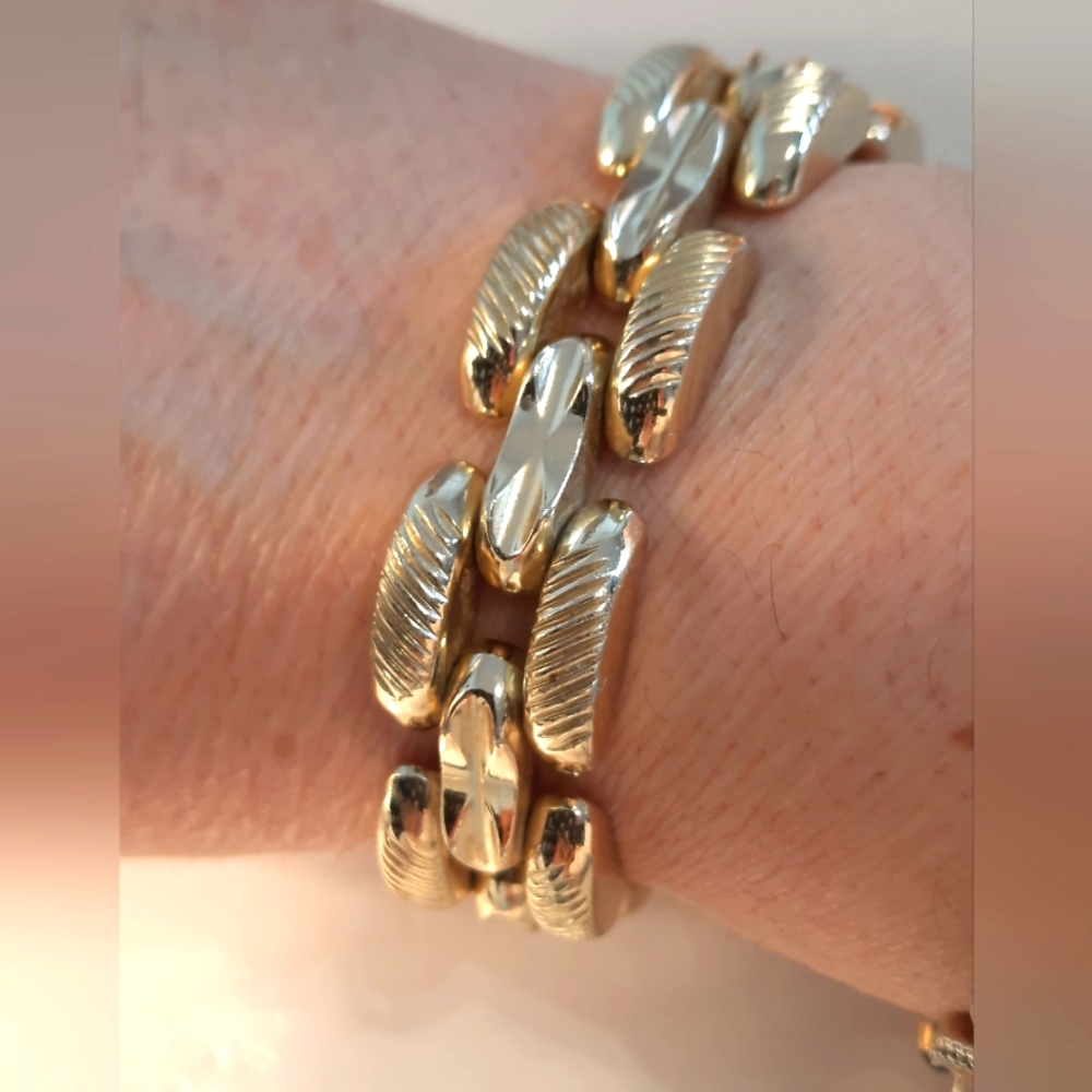 Rivo Swiss Gold Plate Bracelet